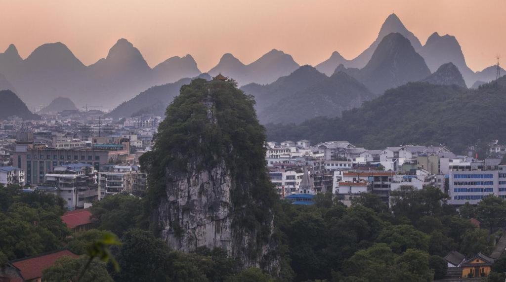 Parkside Hostel Guilin Eksteriør billede