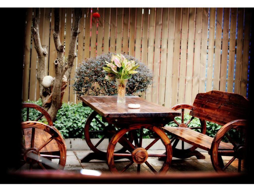 Parkside Hostel Guilin Eksteriør billede